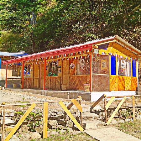 Shanti People Huts & Camp Касоль Экстерьер фото